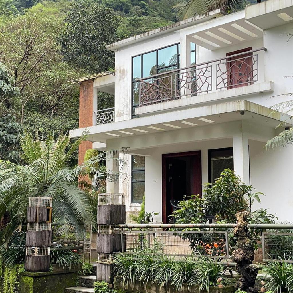 Orchid Villa Pinangode Exterior photo
